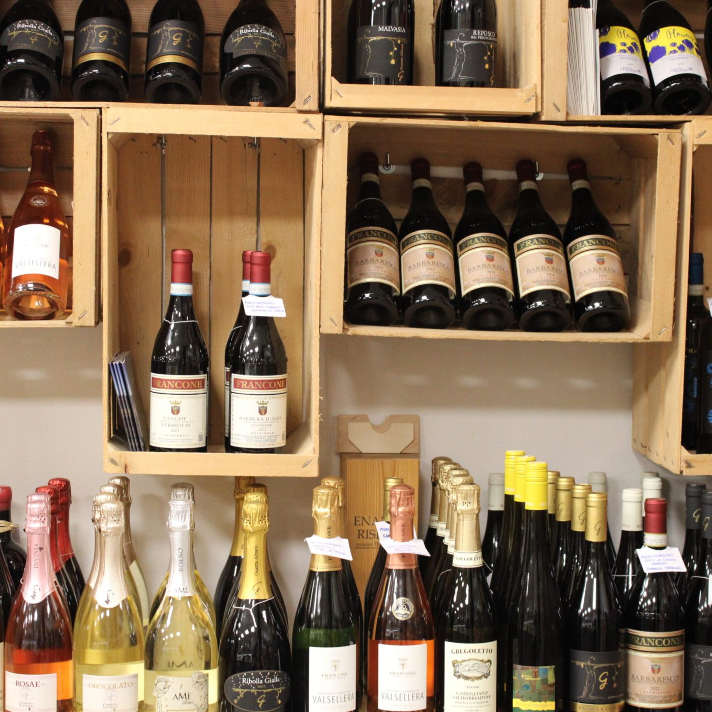 Cantina dei vini - Angolo di Barbara